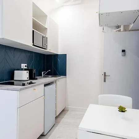 Apartment Cosy Studio - Vieux Port De Canes Cannes